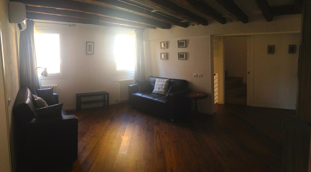 Casa Calle Frezzeria Apartment Venice Room photo